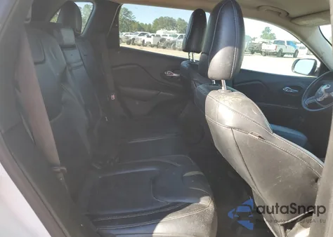 2015 Jeep Cherokee Latitude из США, поврежденный, VIN 1C4PJMCS3FW588837